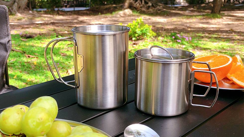camping cup with handle