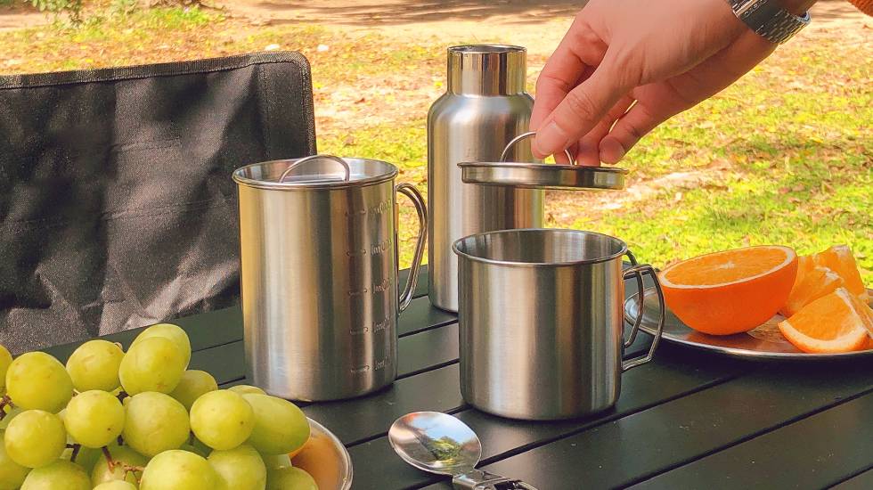 camping cup with handle