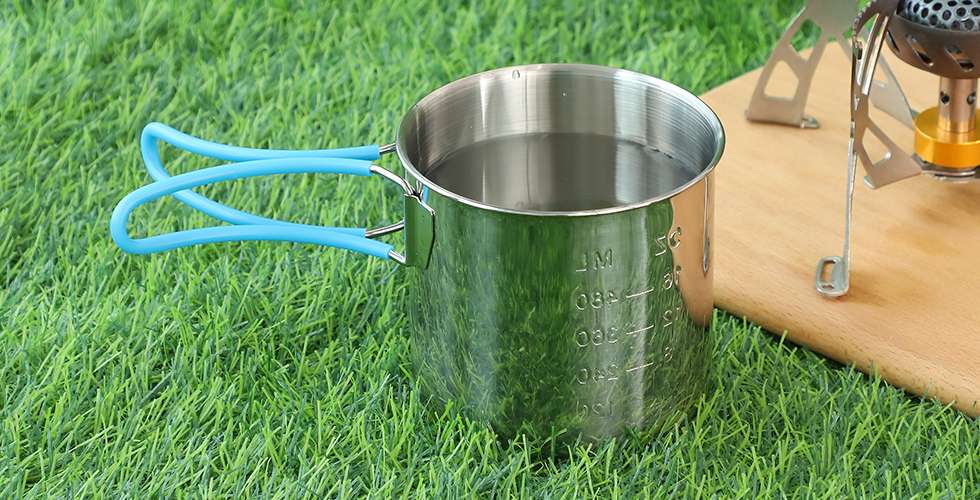 camping cup with handle