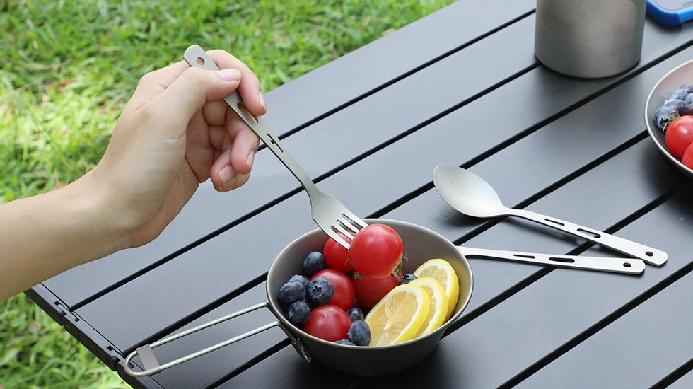 camping titanium tableware