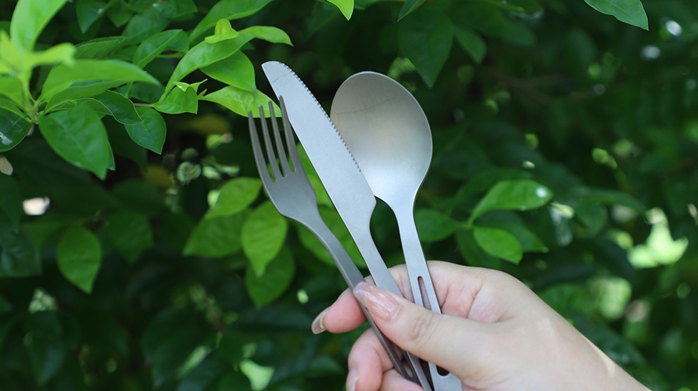camping titanium tableware