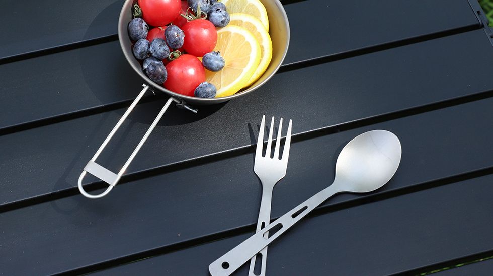 camping titanium tableware