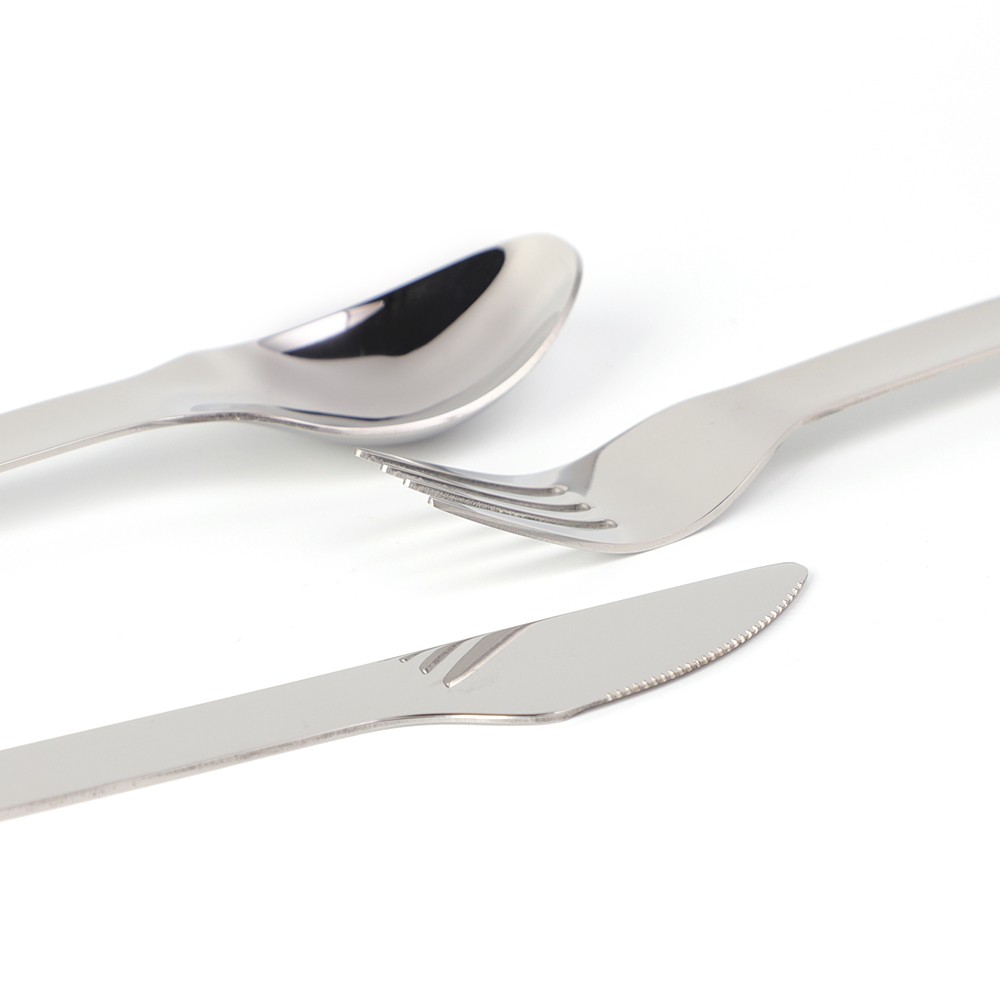 tableware with silicone case