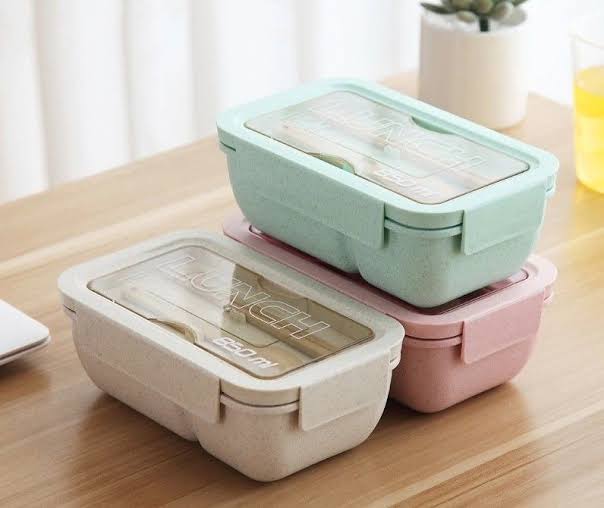 Three plastic lunch boxes