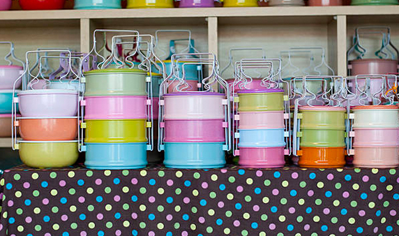 Various color of metal lunch box