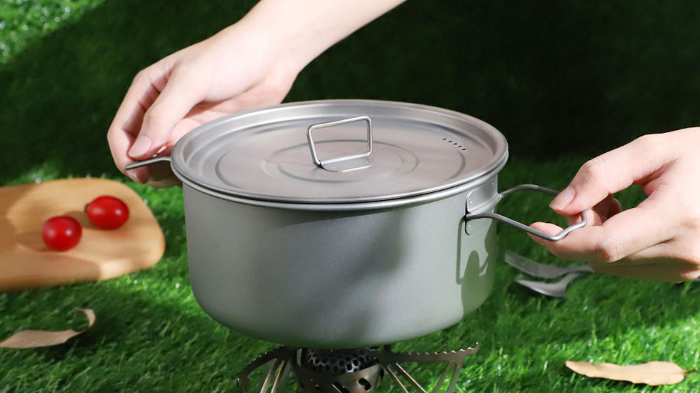 1.9L Large capacity Titanium Camping Cooking Pot manufacturer