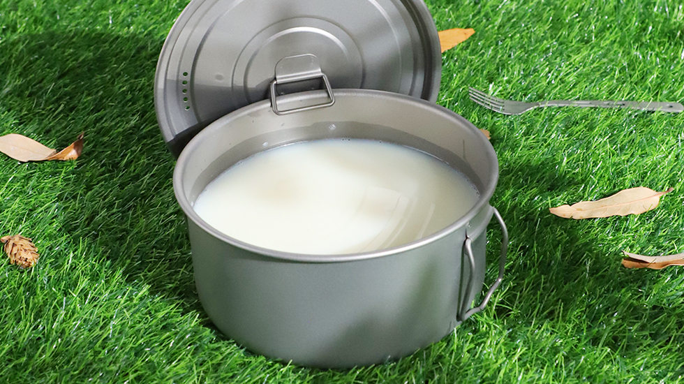 1.9L Large capacity Titanium Camping Cooking Pot manufacturer