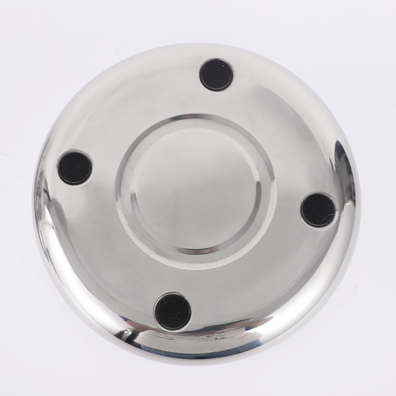 Elevate Pet Hydration with Advanced, Spill-Proof Design