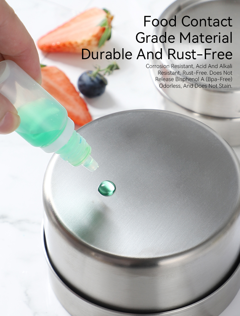 Close up of food grade 304 stainless steel surface showing water bead test — rustproof and BPA free